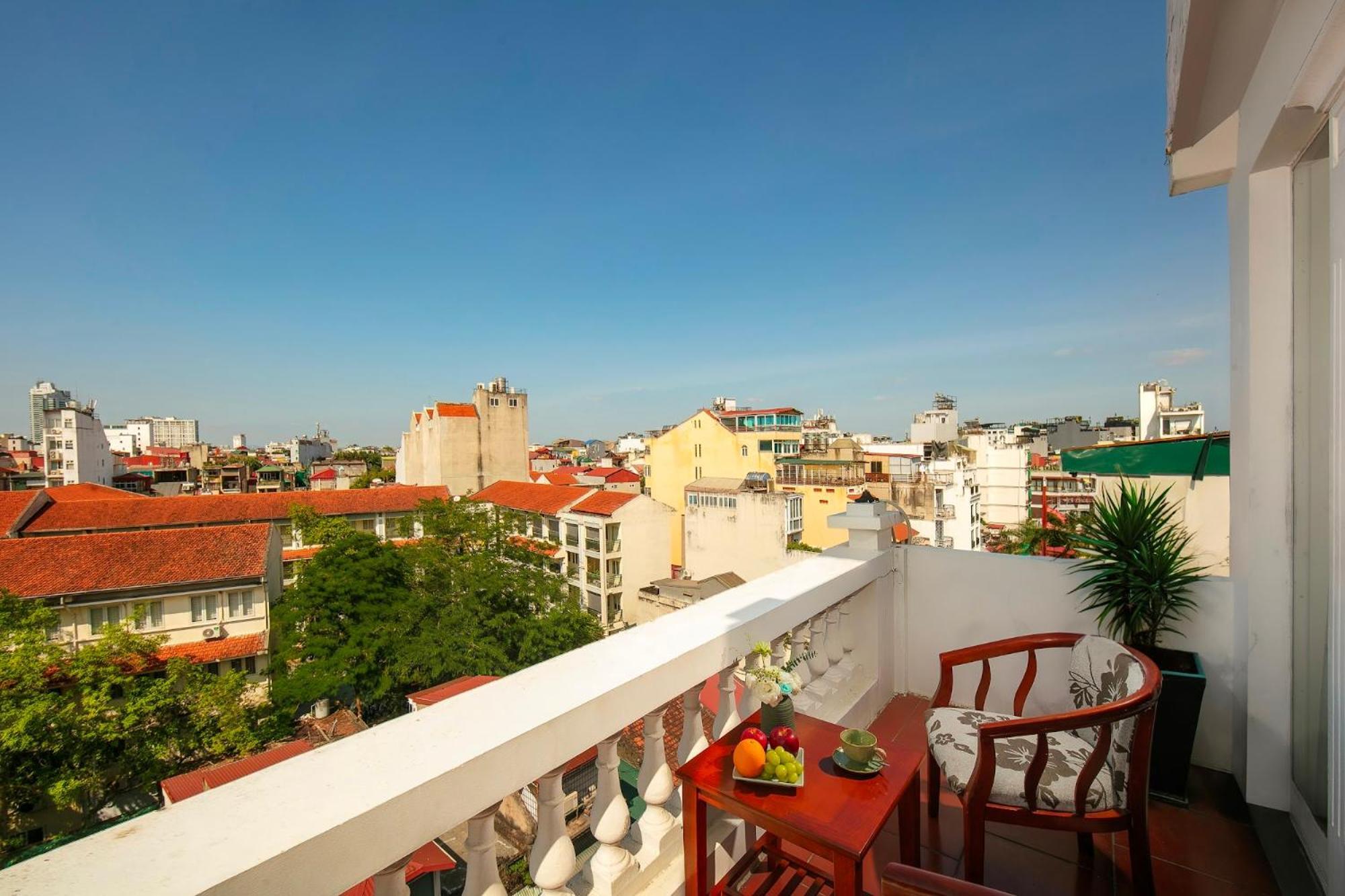Delica Premium Hotel Ханой Екстериор снимка