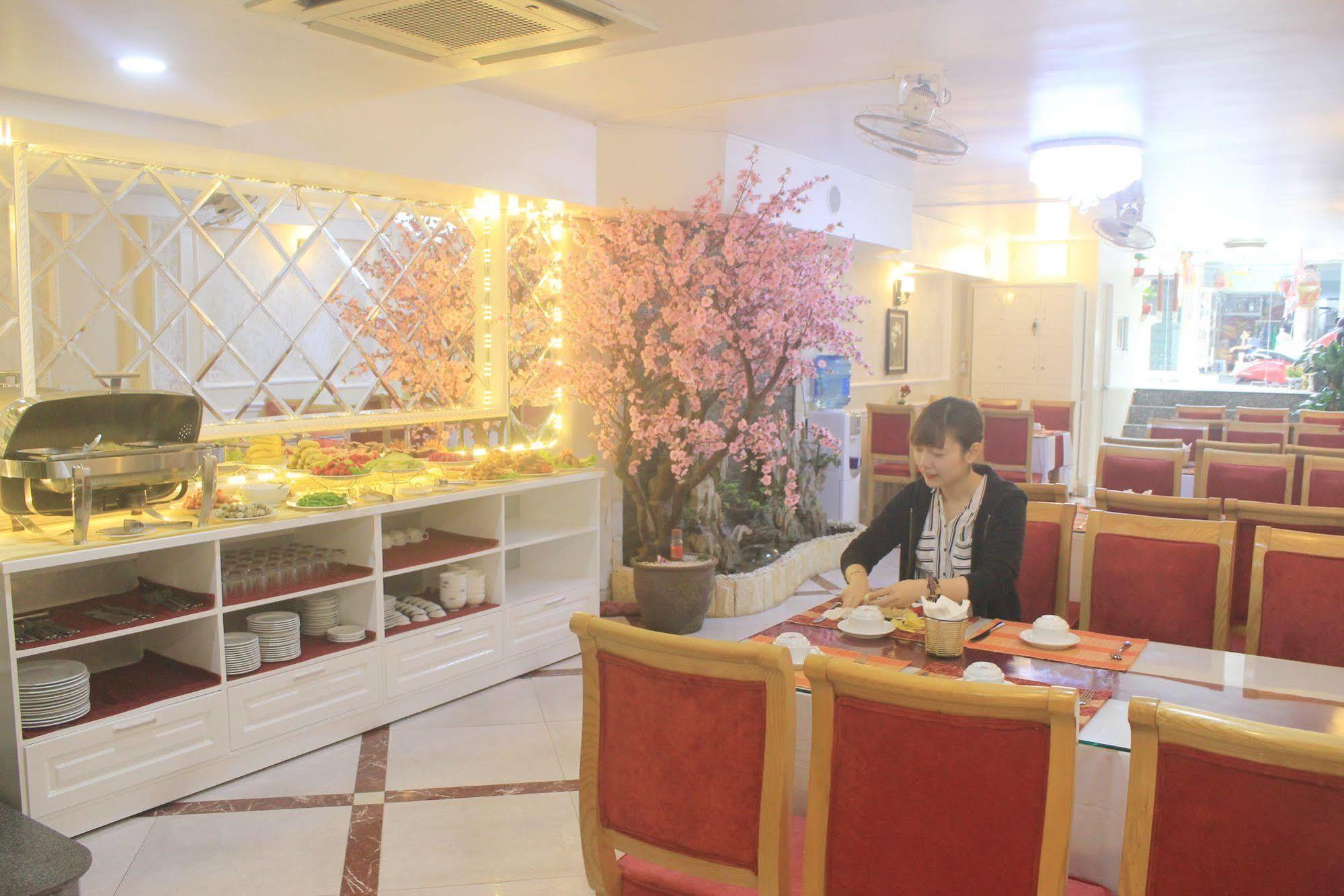 Delica Premium Hotel Ханой Екстериор снимка
